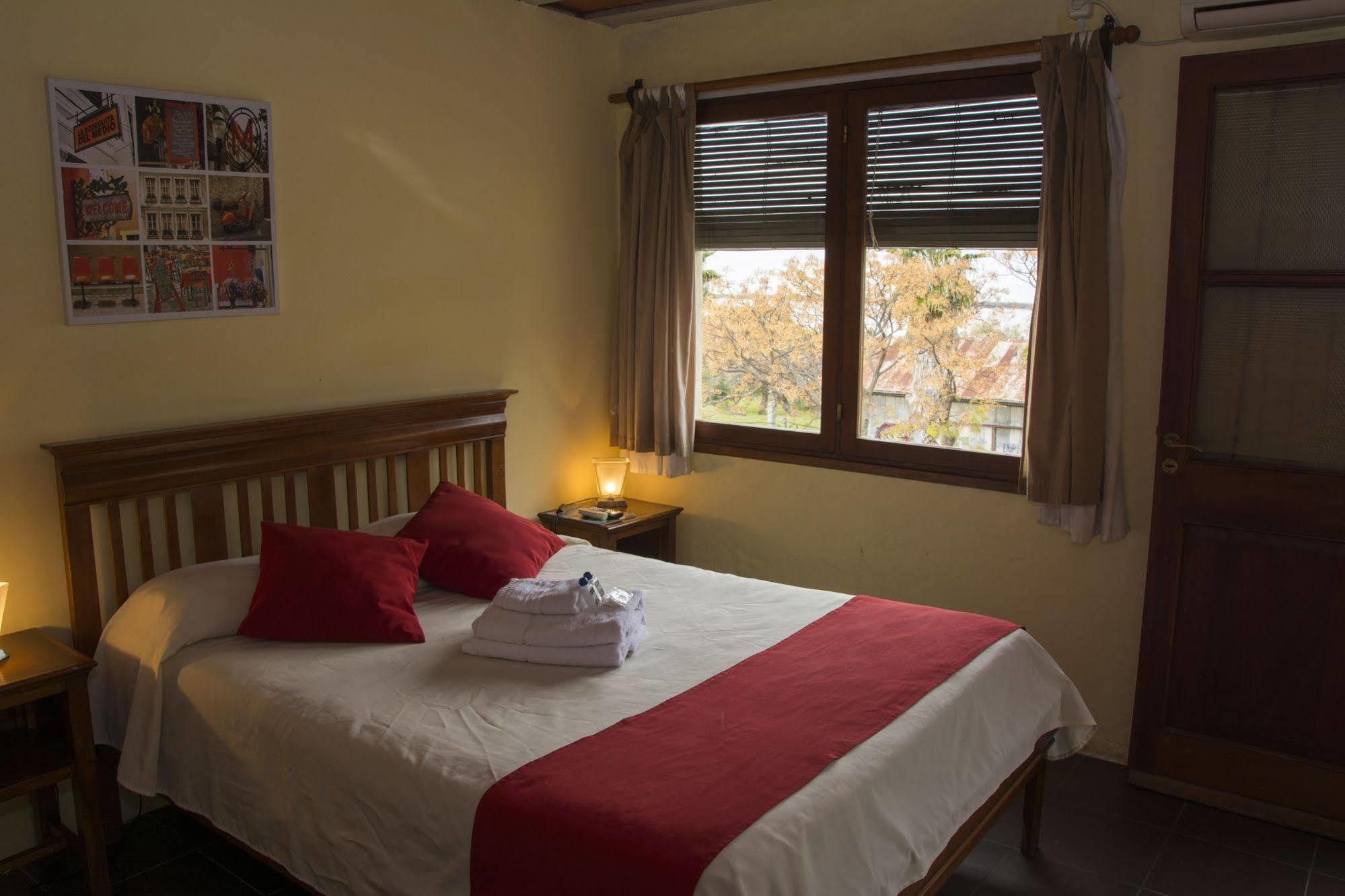 Viajero Posada B&B コロニア・デル・サクラメント エクステリア 写真