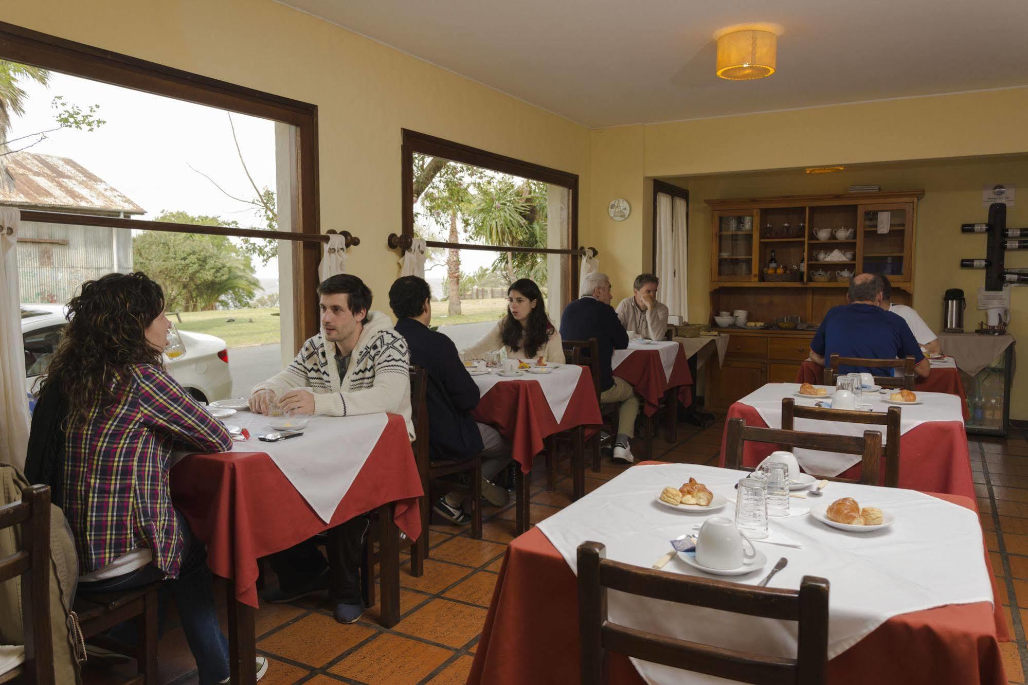Viajero Posada B&B コロニア・デル・サクラメント エクステリア 写真