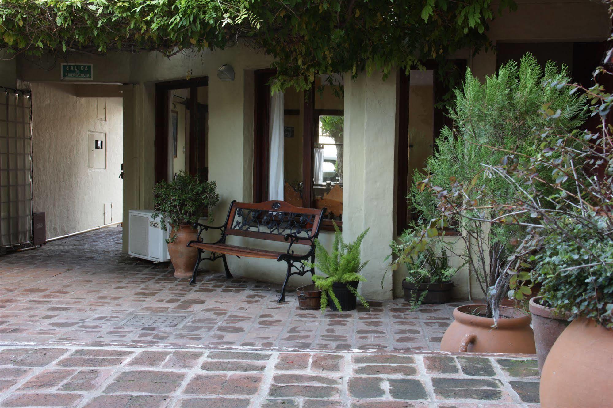 Viajero Posada B&B コロニア・デル・サクラメント エクステリア 写真