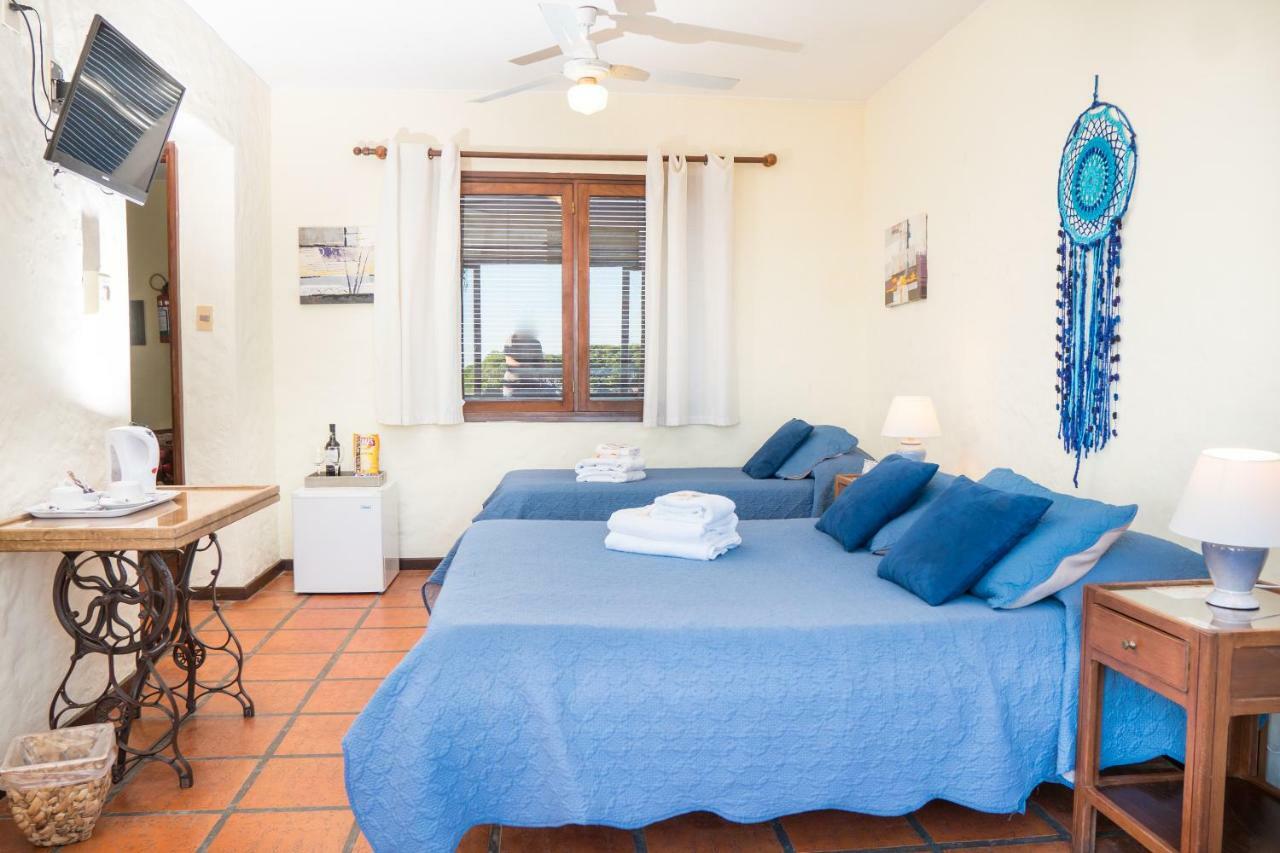 Viajero Posada B&B コロニア・デル・サクラメント エクステリア 写真